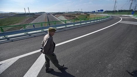 Náhledový obrázek - Italové skončili na stavbě D3. Obchvat u Českých Budějovic dostaví Doprastav sám