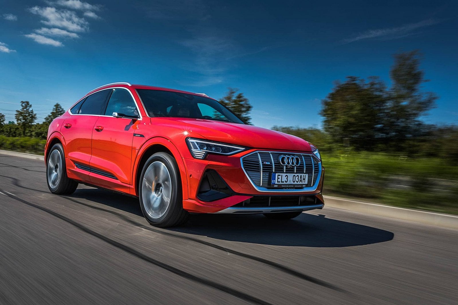 2020-09-aDMB2020_Audi-E-Tron-Sportback55-9359.jpg