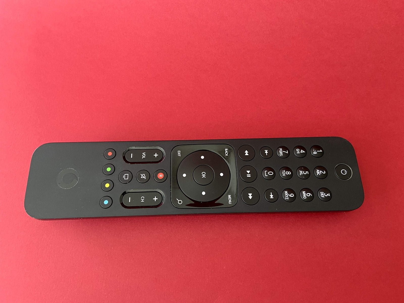 Vodafone TV set-top box a dálkové ovládání