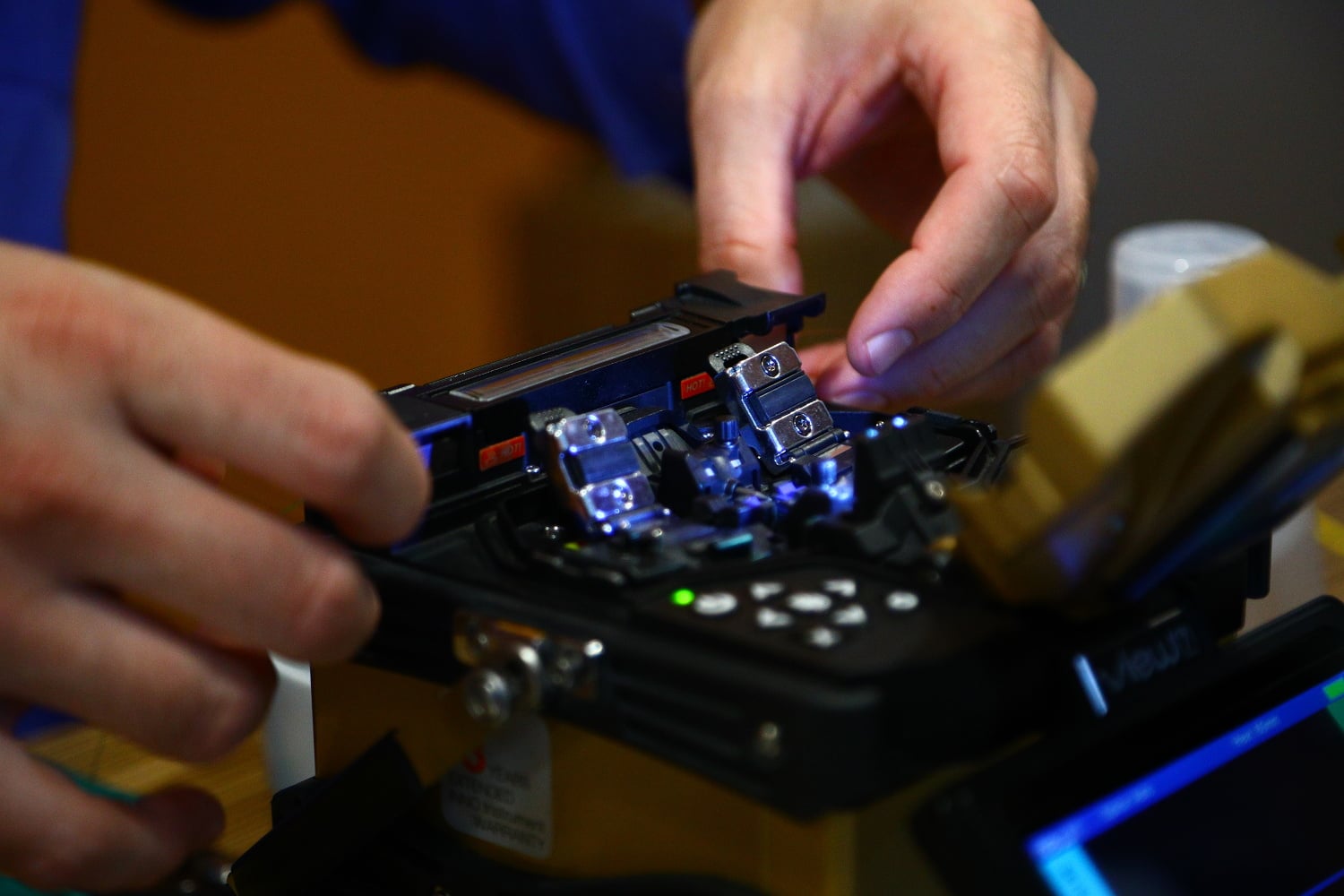 Výsledek je pak poměrně pevný a vydrží hrubší zacházení.