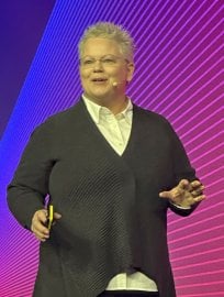 Autor: Channeltrends Mindy Ferguson, viceprezidentka pro technologie AWS