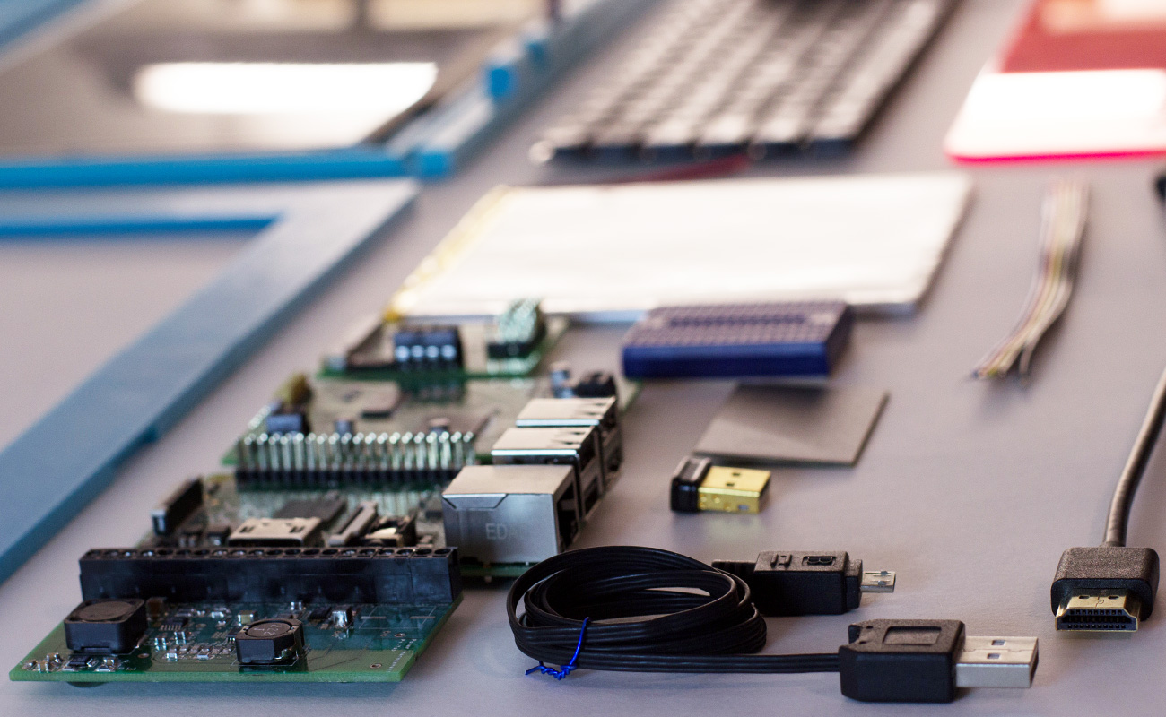 Nakupte základní součástky, libovolně je doplňte či vylepšete a máte svůj jedinečný notebook.