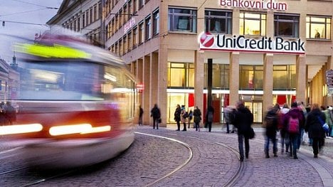 Náhledový obrázek - UniCredit Bank povede Jakub Dusílek. Vystřídá Jiřího Kunerta, který banku řídil 30 let