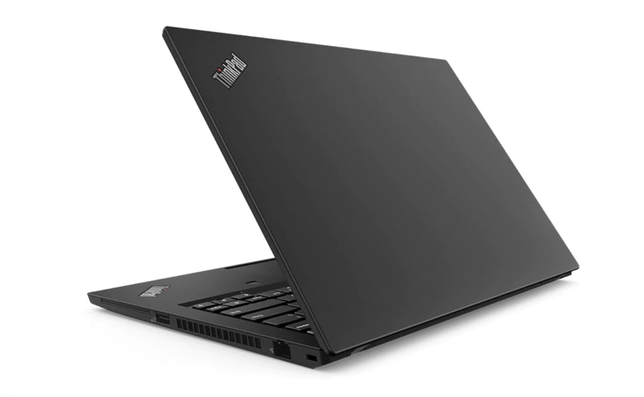 2019-02-ThinkPad-T490-3.jpg