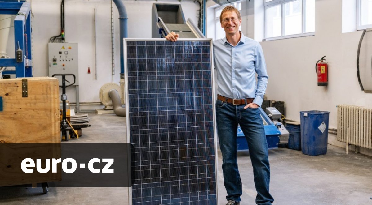 Aby zelená energie byla ještě zelenější. V kralupské DEKONTĚ vyvinuli unikátní linku na recyklaci vysloužilých solárních panelů