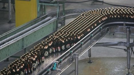Náhledový obrázek - Část balených piv od Prazdroje na podzim podraží. V průměru o 50 haléřů