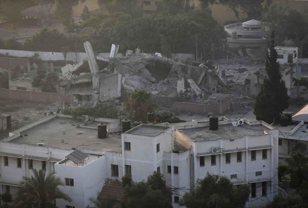 2009-10-c3batoky-v-gaze-si-vyc5bec3a1daly-stovky-mrtvc3bdch-8.jp