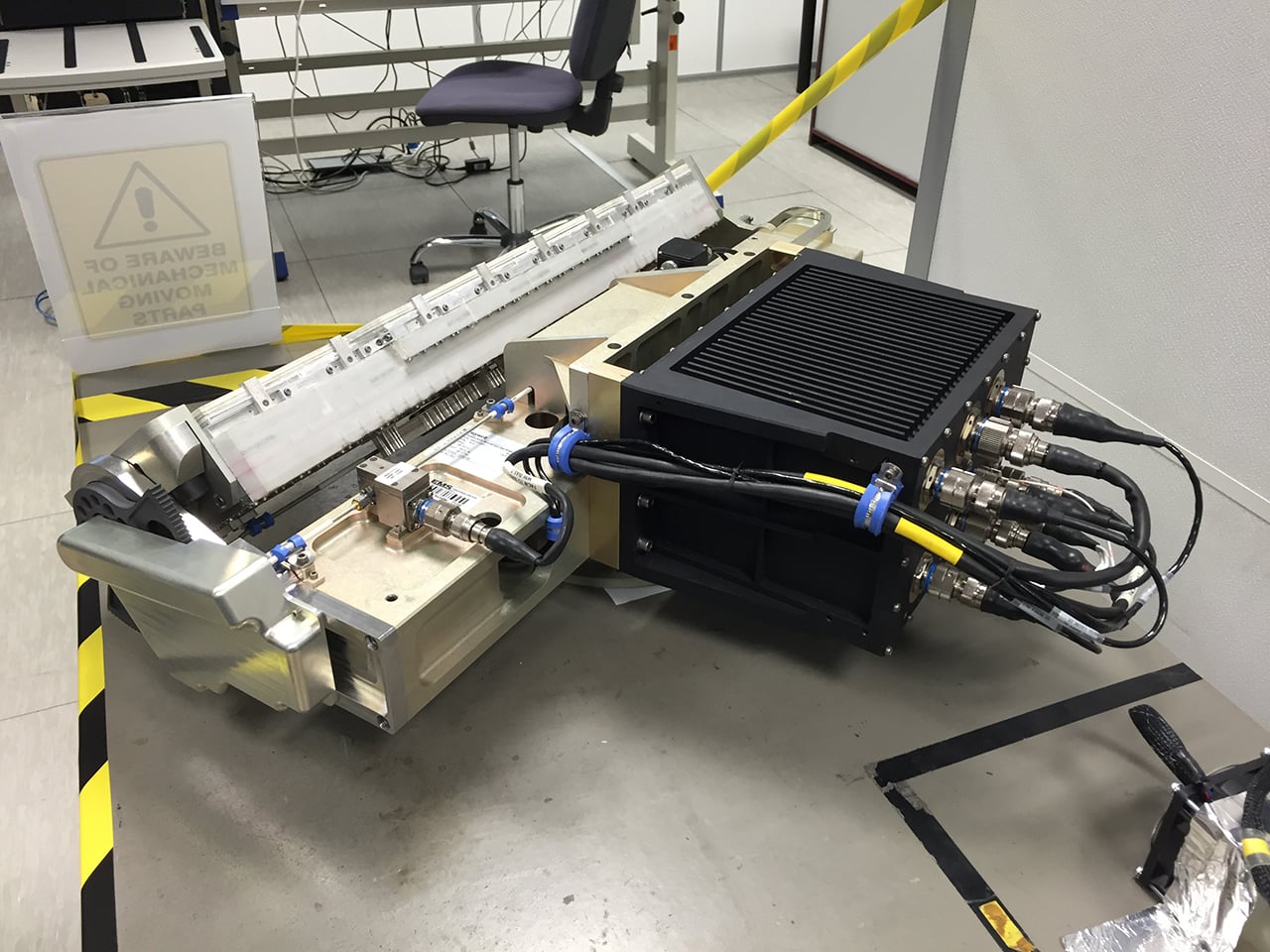 JetWave, rychlý internet pro letadla vyvinutý v Brně