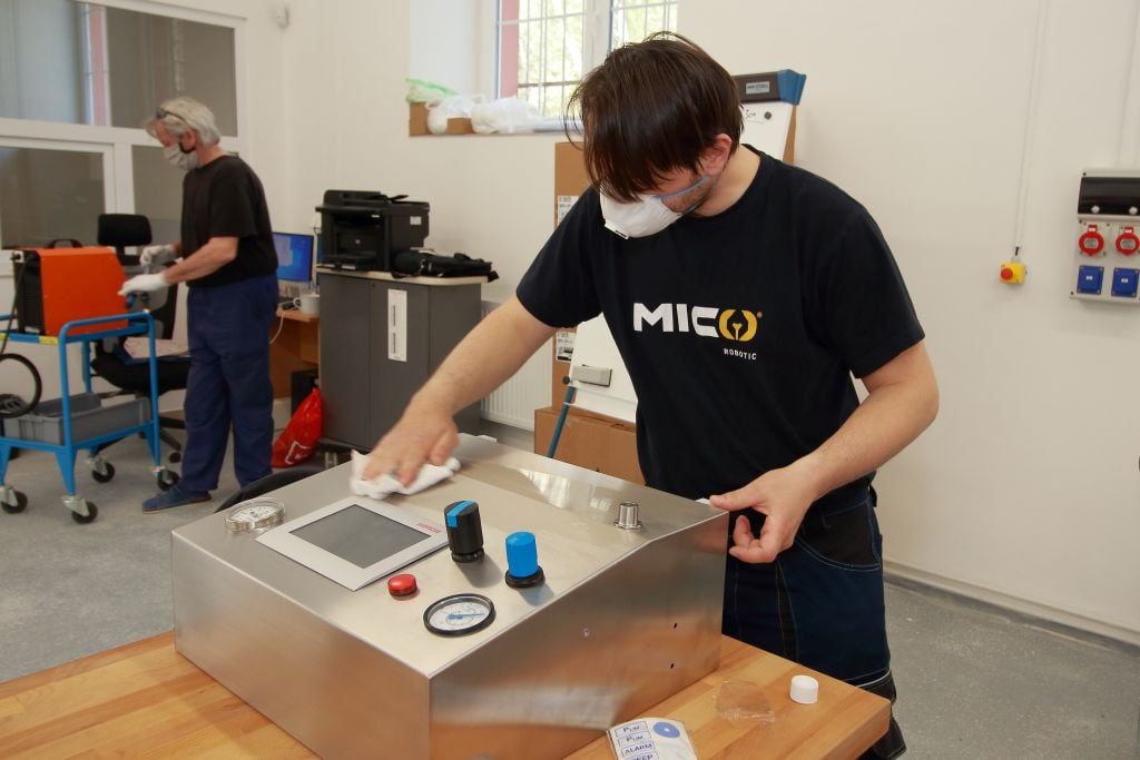 CoroVent (malovýroba)