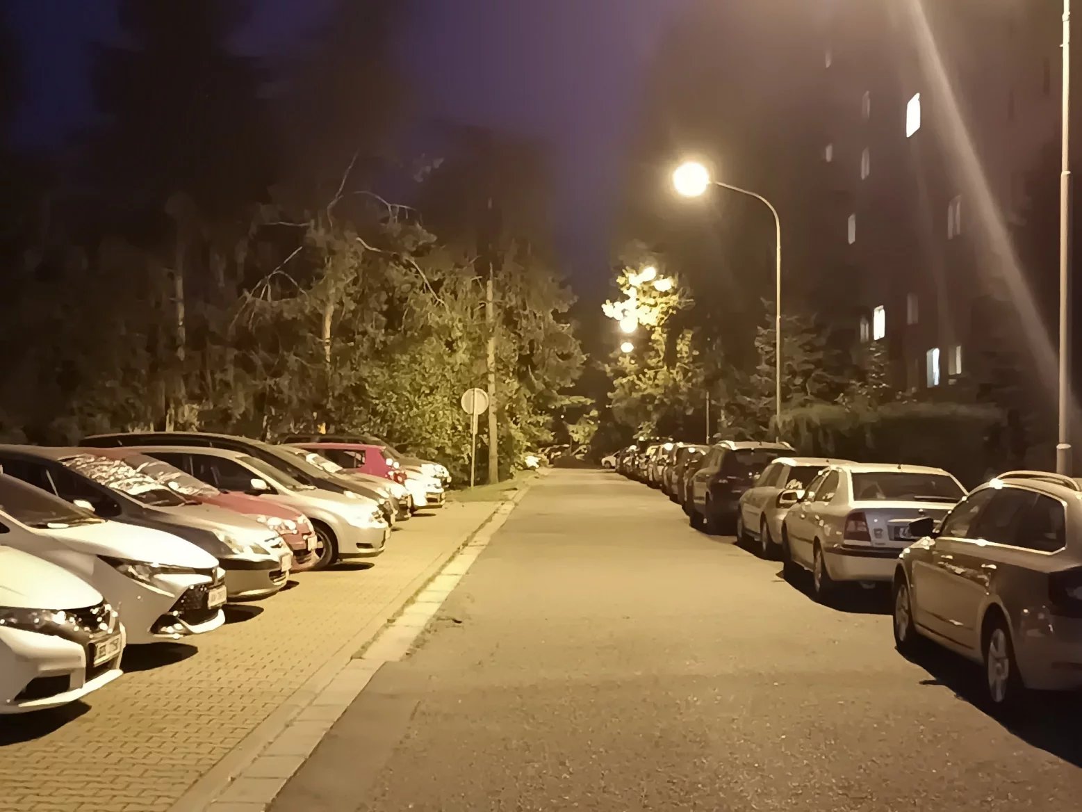 Honor 200 Lite: hlavní 108Mpx fotoaparát