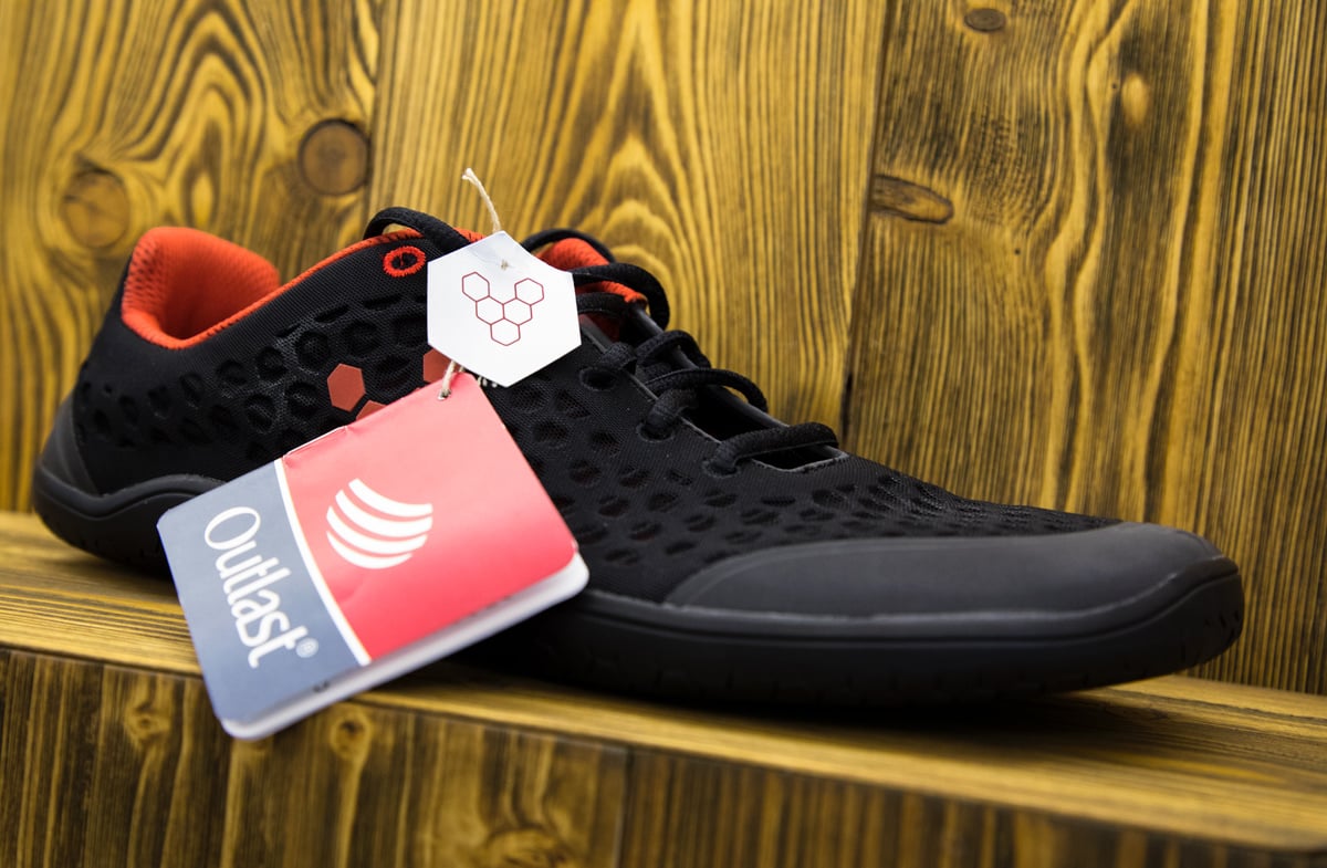 Vivobarefoot: V botách, a přitom jako bosi