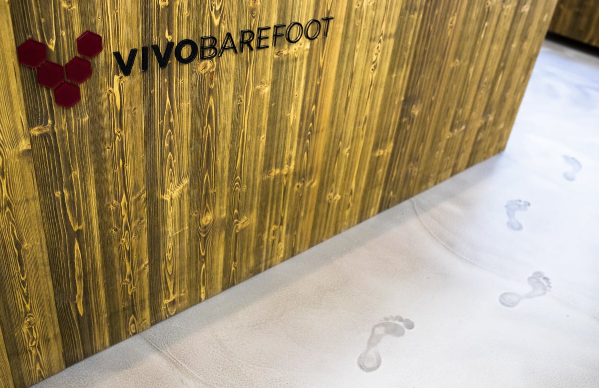 Vivobarefoot: V botách, a přitom jako bosi