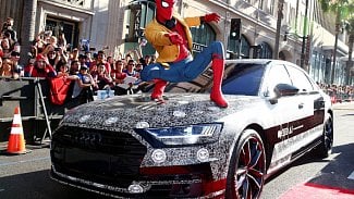 Náhledový obrázek - Maskované Audi A8 překvapivým hostem světové premiéry filmu „Spider-Man: Homecoming“