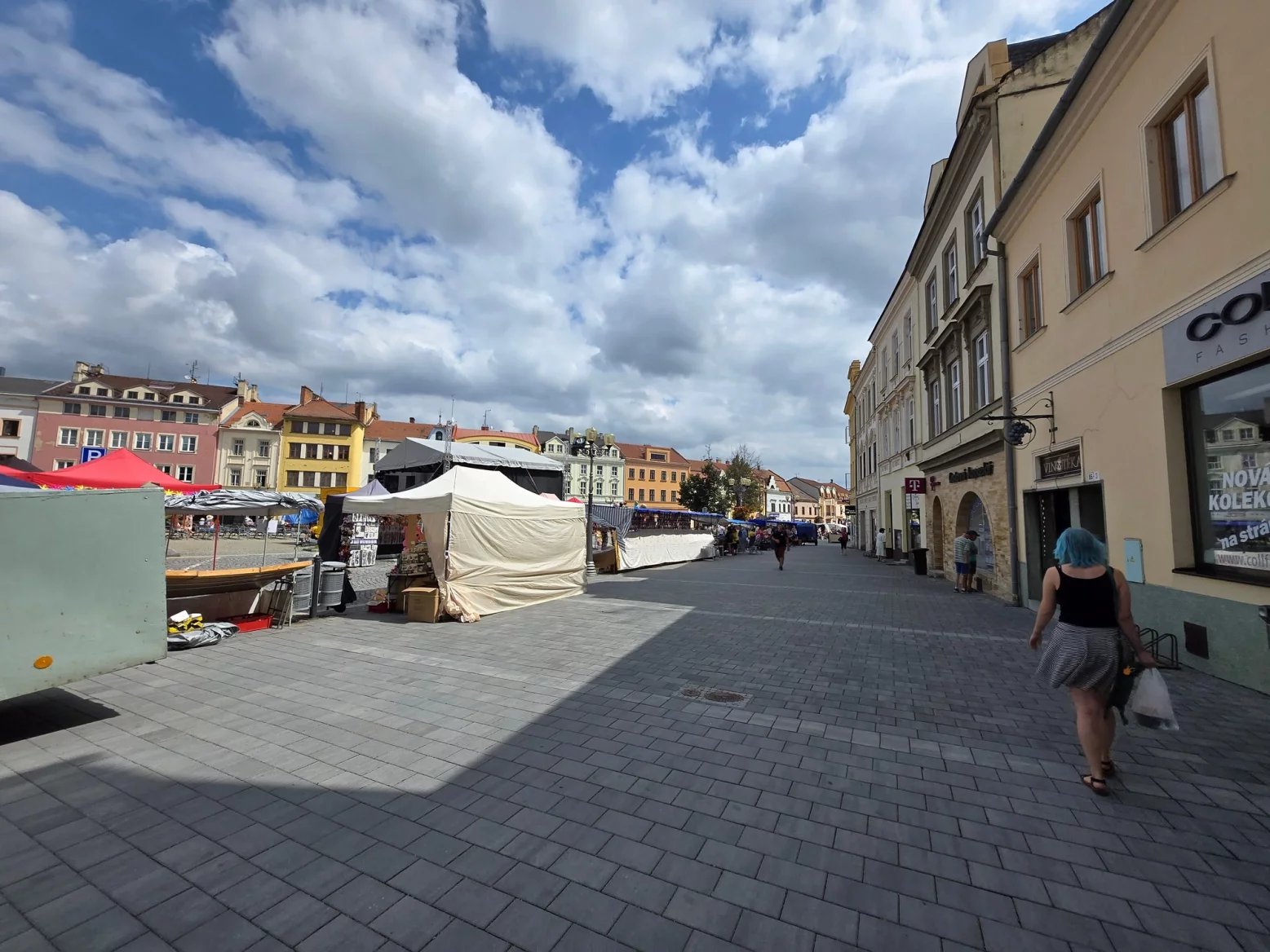 Ultraširokoúhlý 12Mpx fotoaparát