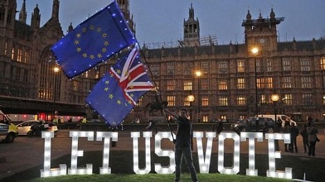 Náhledový obrázek - Nejistota kvůli brexitu: investice firem v Británii klesnou nejvýrazněji za 10 let