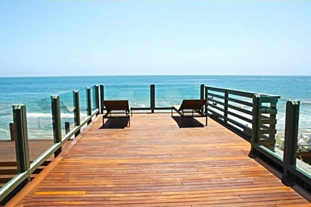 2011-03-dc5afm-v-malibu-kterc3bd-prodc3a1vc3a1-leonardo-di-capri