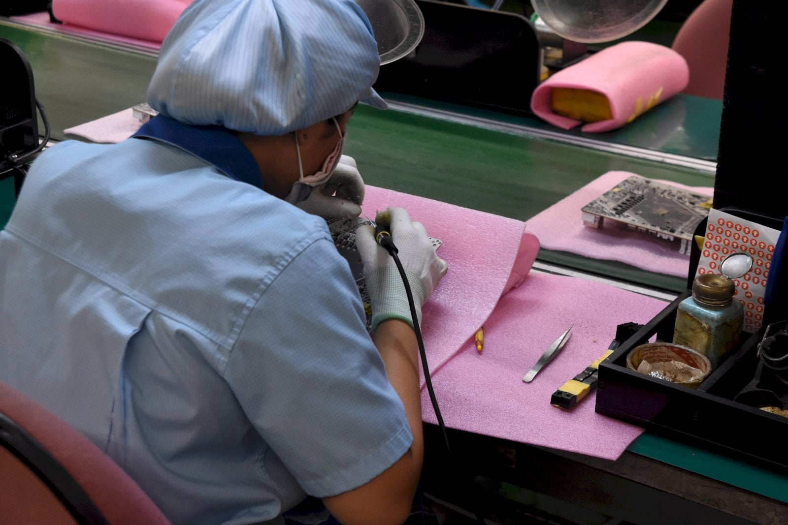 Exkurze v továrně Gigabyte na základní desky a grafické karty