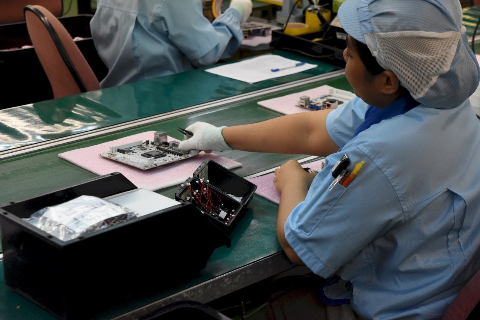 Exkurze v továrně Gigabyte na základní desky a grafické karty