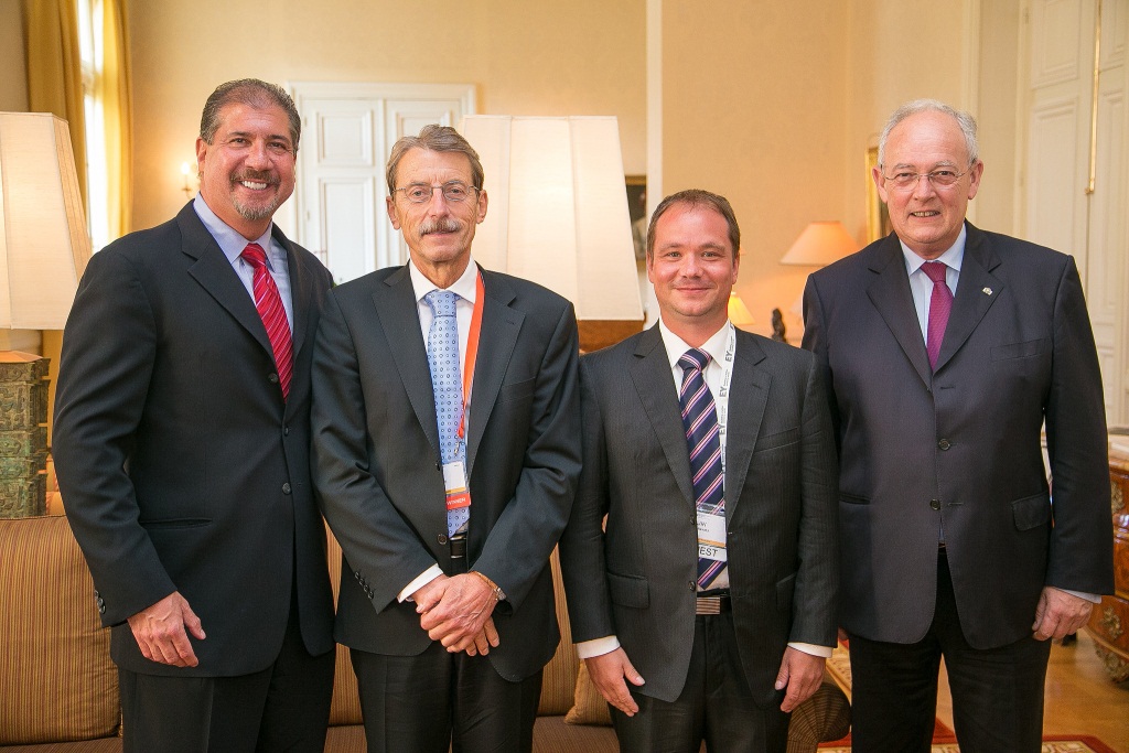 Jiří Hlavatý by rád vrátil podnikatele na vrchol společnosti.