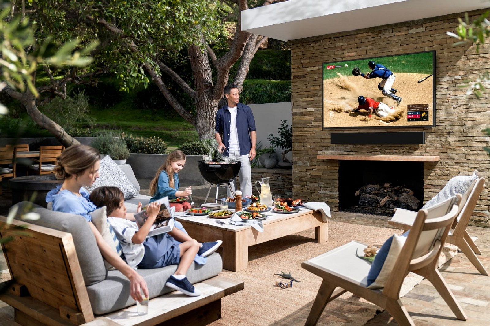 Samsung Terrace TV a soundbar