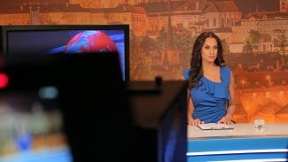 Veronika Farářová, moderátorka pořadu Naše zprávy na TV Barrandov