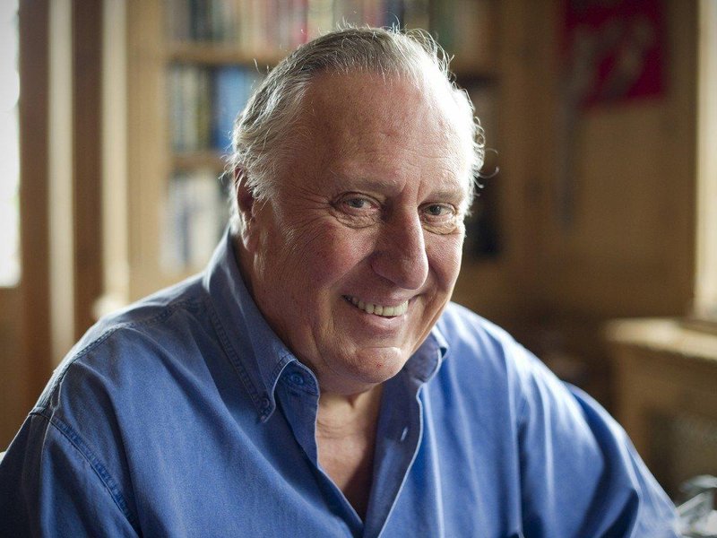  Spisovatel Frederick Forsyth