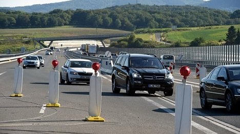 Náhledový obrázek - D8 má být od září plně průjezdná. Ale jen na půl roku