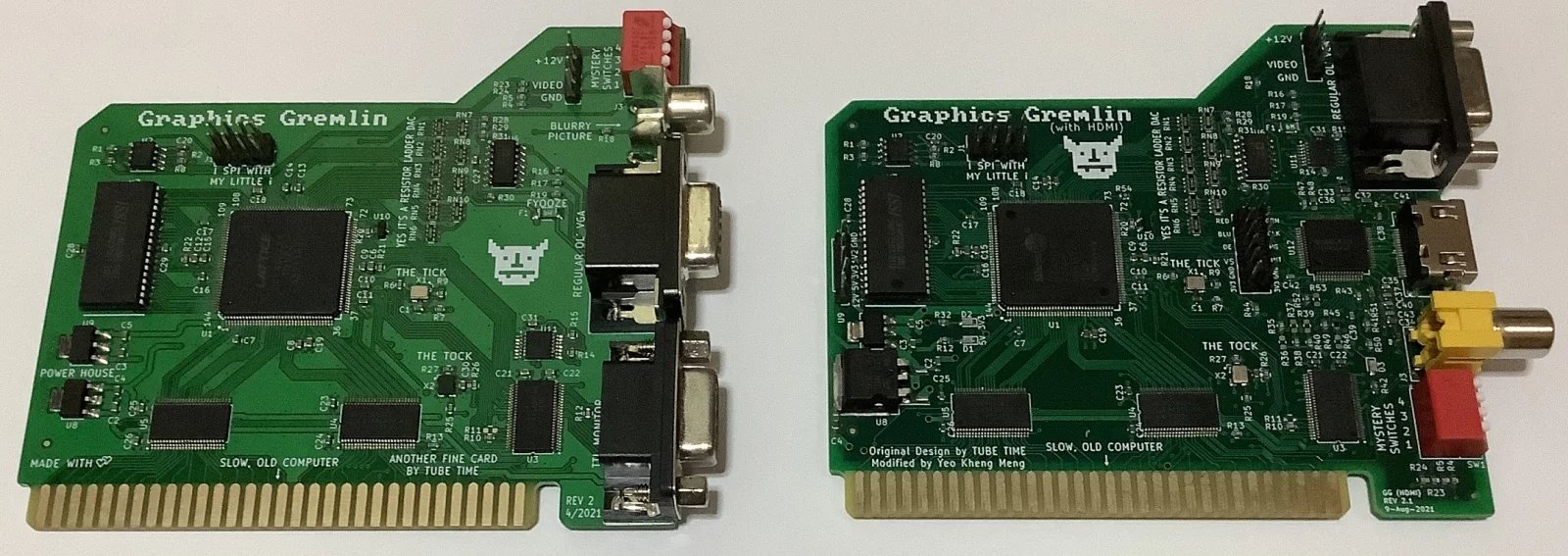 ISA karta Graphics Gremlin v původní verzi (vlevo) a v modifikaci s HDMI