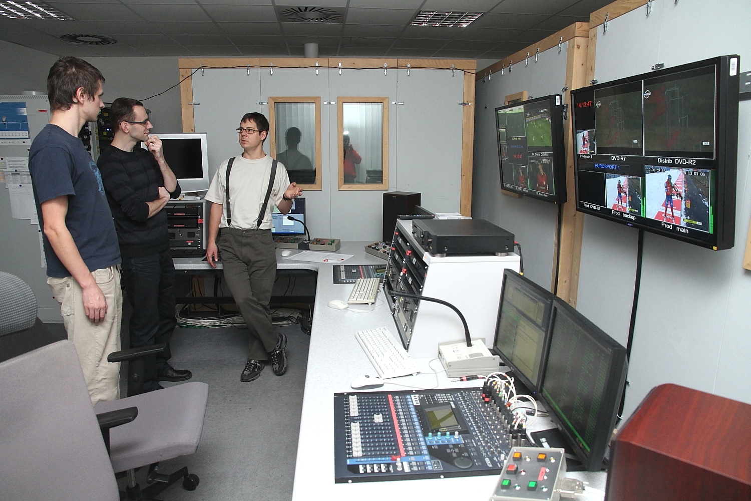 Česká redakce Eurosportu v pražské O2 Areně