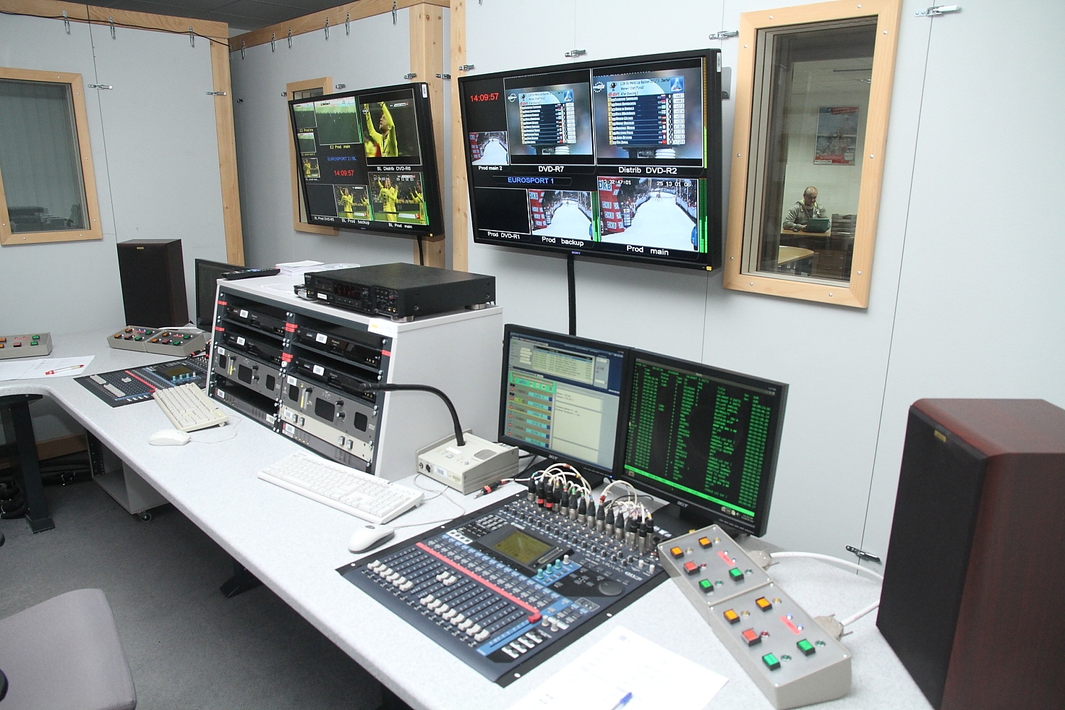 Česká redakce Eurosportu v pražské O2 Areně