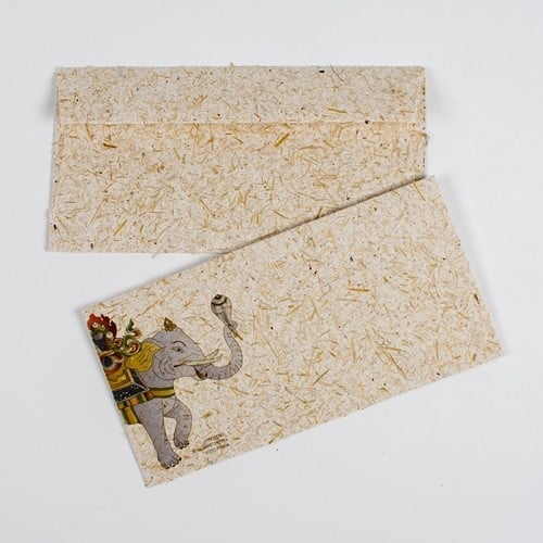 Ruční papír ze sloního trusu od Zoo Praha