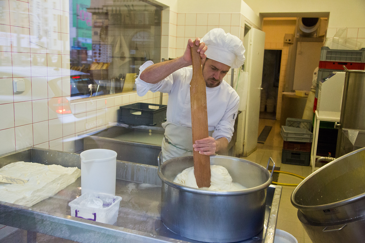 Mozzarellart: Tady vzniká mozzarella
