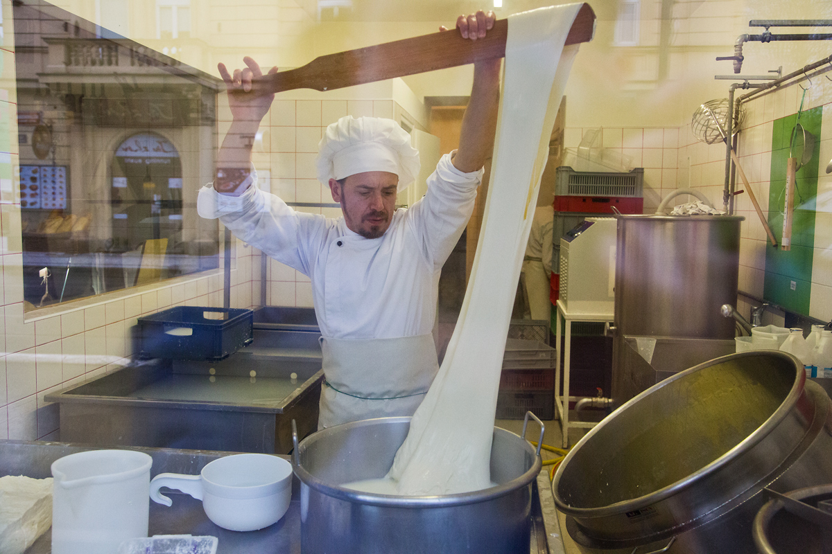 Mozzarellart: Tady vzniká mozzarella