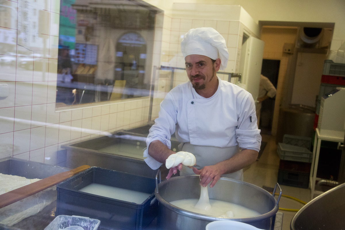 Mozzarellart: Tady vzniká mozzarella