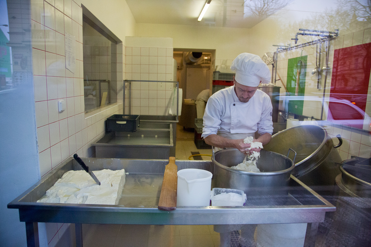 Mozzarellart: Tady vzniká mozzarella