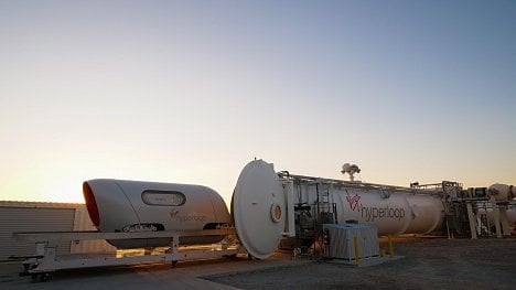 Náhledový obrázek - Virgin Hyperloop v novém videu slibuje „vlak“ levitující tisícikilometrovou rychlostí. K realitě má ale zatím daleko