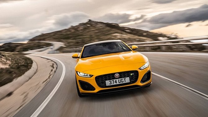 První jízda s Jaguarem F-Type 2020: Čtyřválec překvapí, osmiválec ohromí