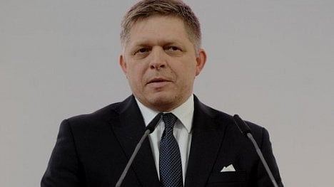 Náhledový obrázek - Česko jako oáza stability: Fico na sjezdu chválil sociální demokraty