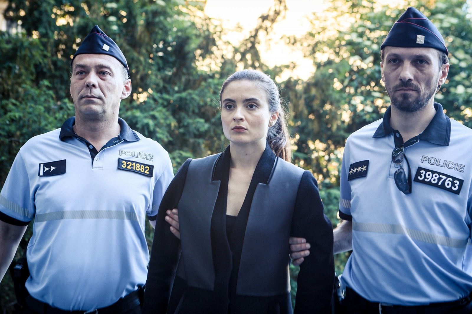 Sedm schodů k moci (TV Prima, Prima Plus)