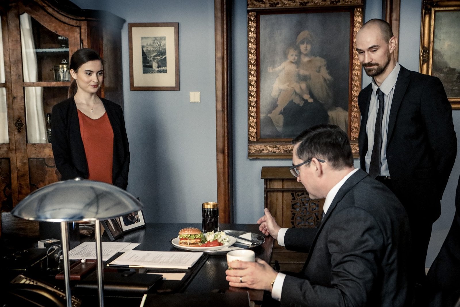 Sedm schodů k moci (TV Prima, Prima Plus)