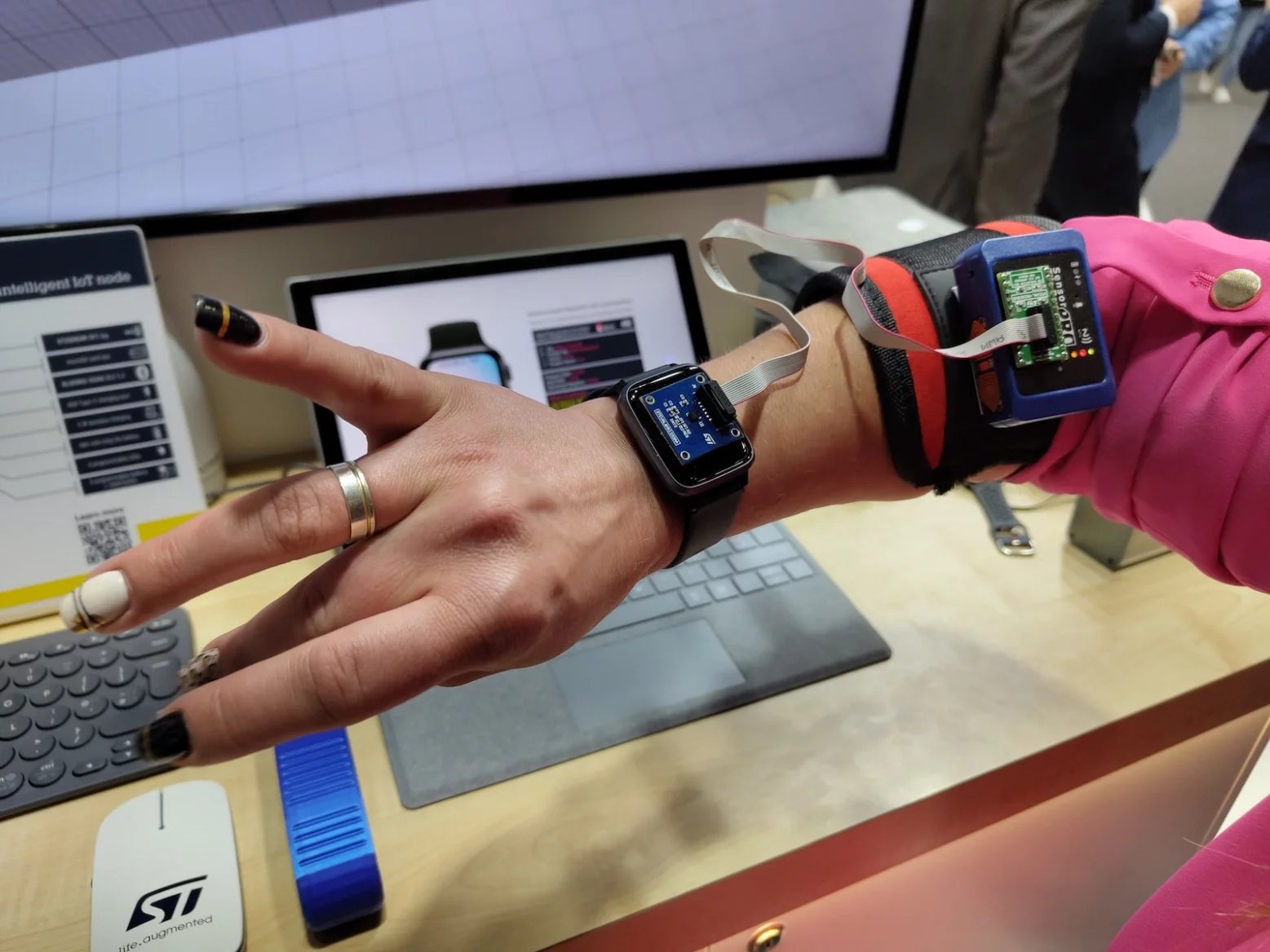 STMicroelectronics: Čipy pro bezdrátové nabíjení nebo detekci