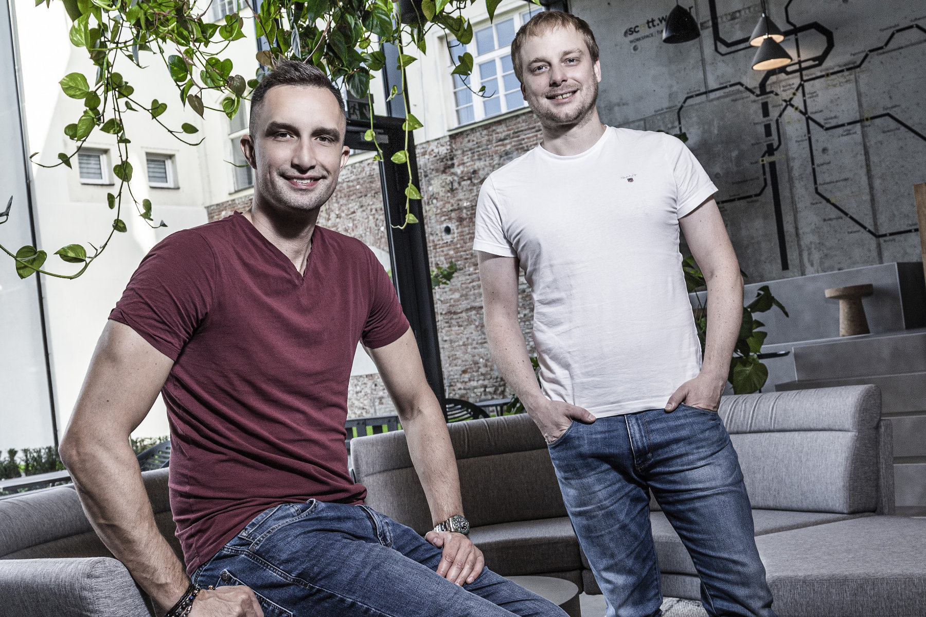 Majitel společnosti DoDo Michal Menšík a výkonný ředitel firmy Martin Marek