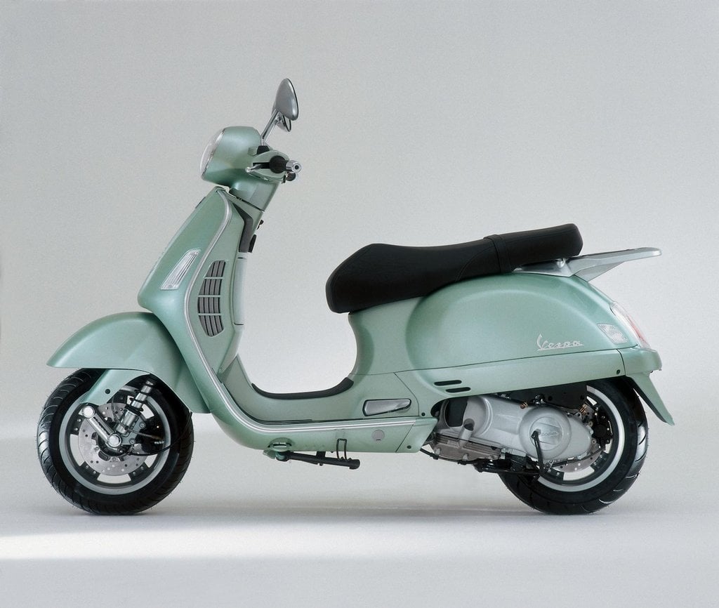 2014-09-70-let-skc3batrc5af-vespa-8.jpg