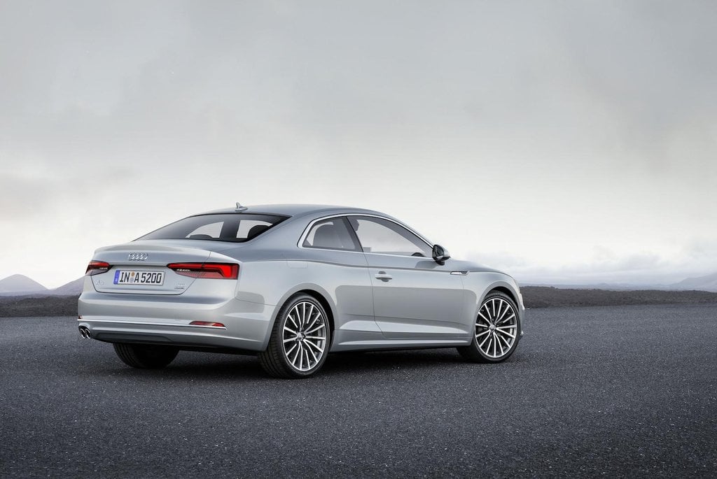 2011-01-audi-a5-coupc3a9-6.jpg