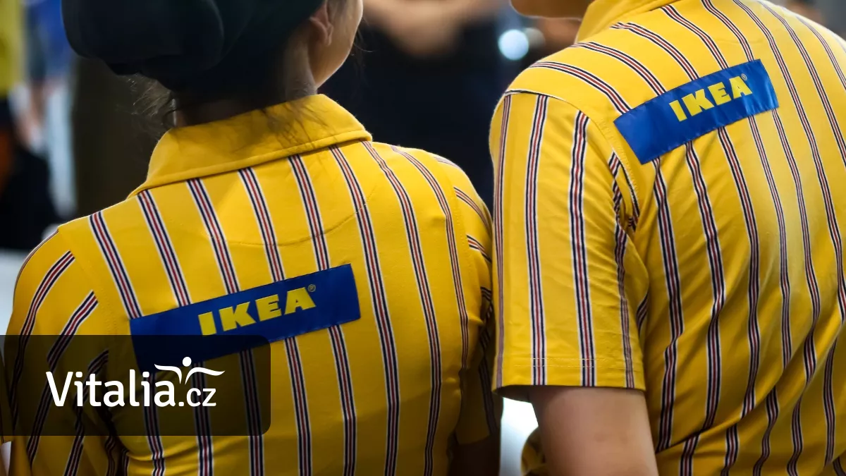 Co všechno se dá znovu zužitkovat? Uniformy z IKEA, lógr i papírové tašky