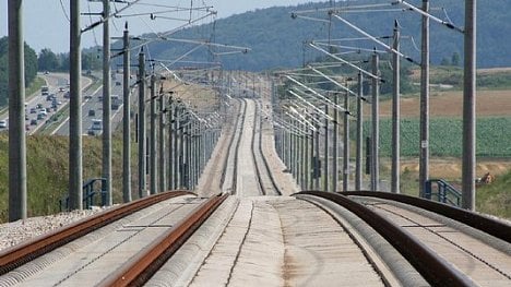 Náhledový obrázek - Poslanci chtějí urychlit výstavbu vysokorychlostní železnice o 10 let