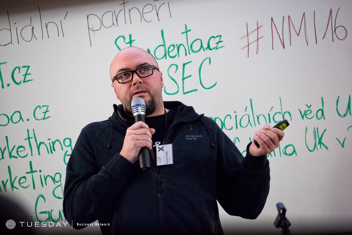 Pro mnohé vrchol NMI 2016 - „Neználek na YouTube“, youtuber pro starší, vydavatel The Zeitung Rostislav Oboňa, na Twitteru znáný jako @stary_mrzout.