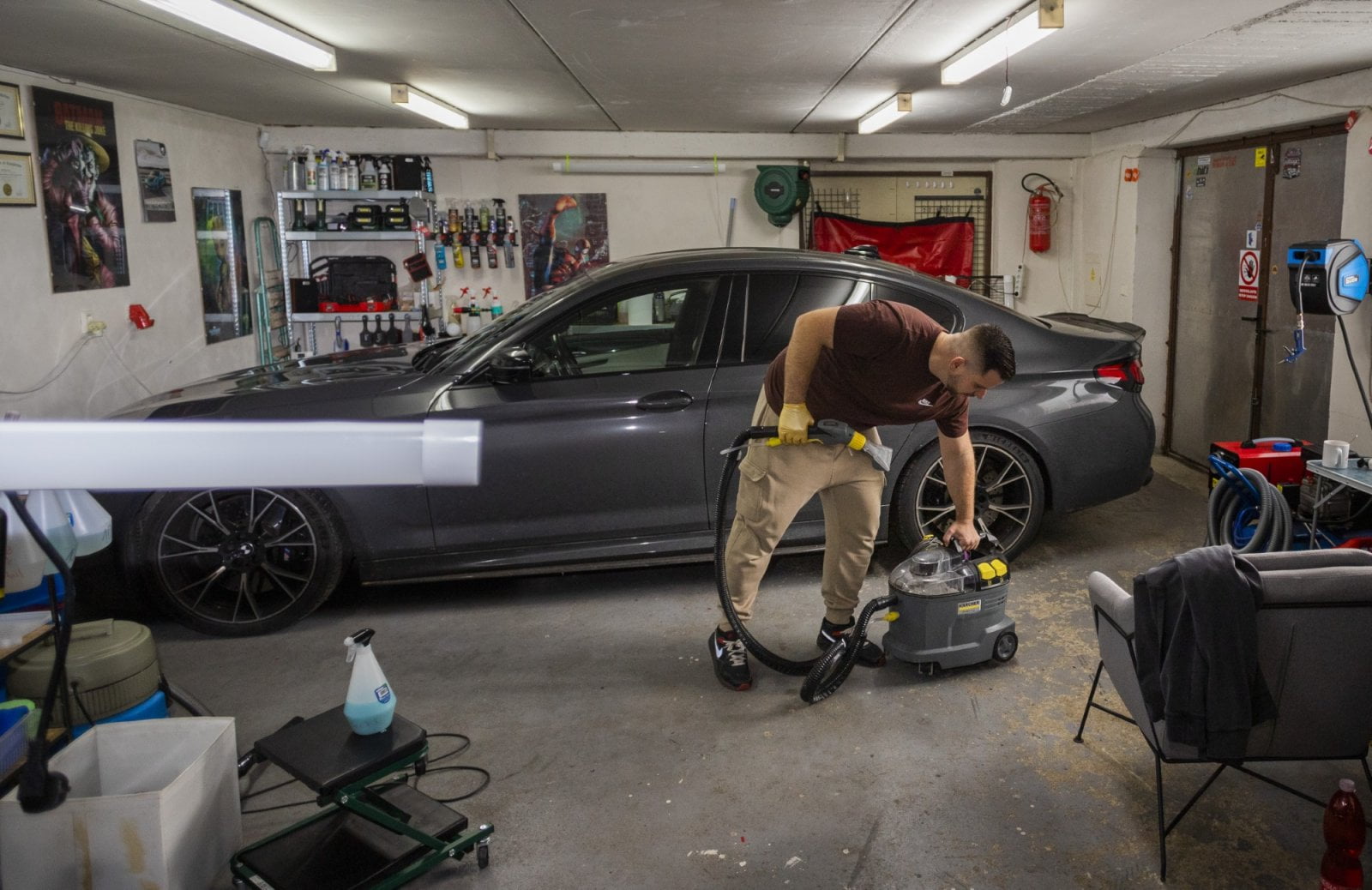 Jiří Klovrza z Tepování Praha při práci