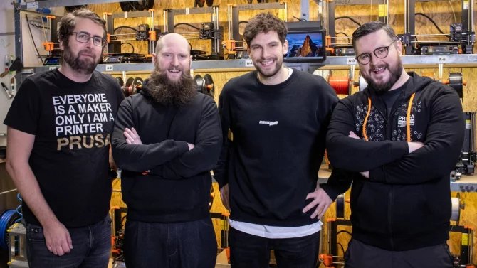 Zakladatelé startupu MIRNIX HOCKEY a 3D tiskař Josef Průša