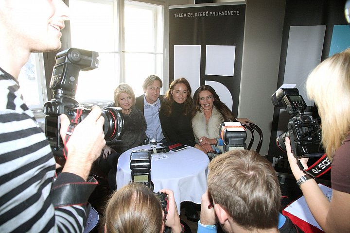 Tisková konference televize Pětka - 11. října 2012